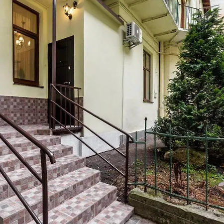 Apartment Lucky Apartmens In Centre Lviv *