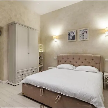 Lucky Apartmens In Centre Lviv * Львів